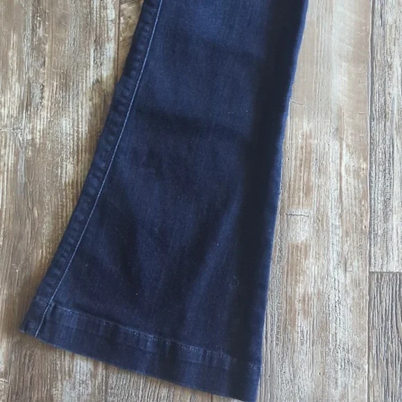 7FAMK Seven For All Mankind "the Slim Trouser" jeans flares sz 28x33.5L like new